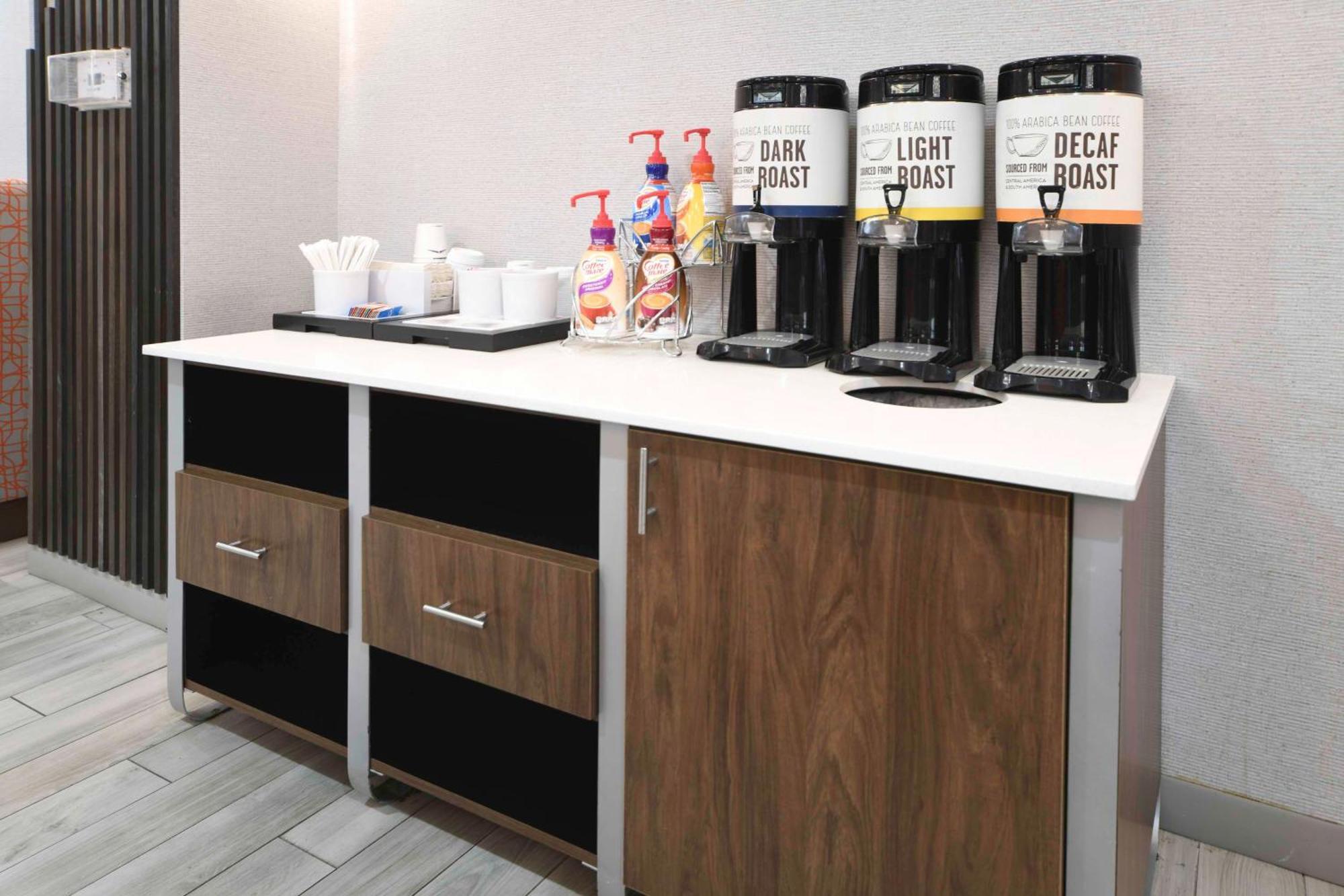 Hampton Inn Bryant Extérieur photo